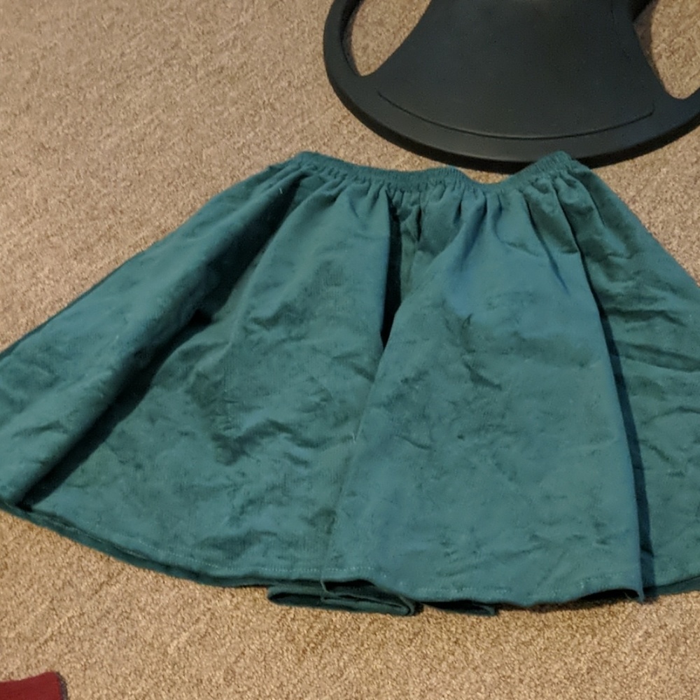 Tottini girls corduroy skirt size 6